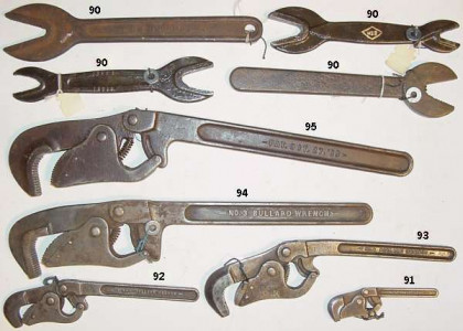 antique wrenches.jpg